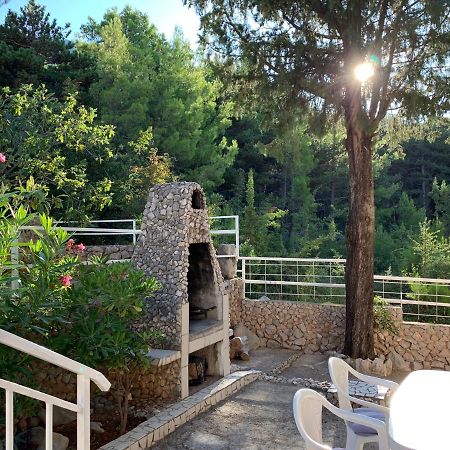 Apartmani Ficurin Starigrad Paklenica Exterior foto